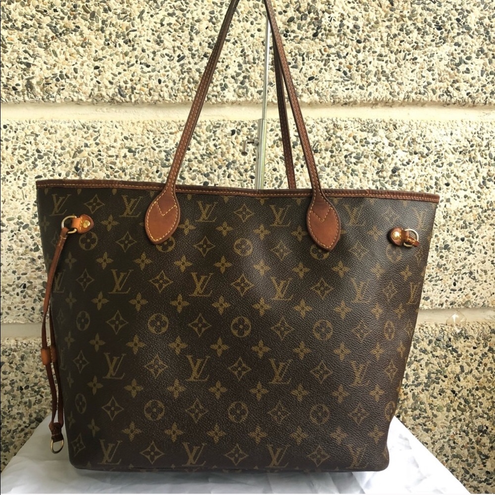 ⭐️SOLD⭐️Louis Vuitton Monogram Neverful MM